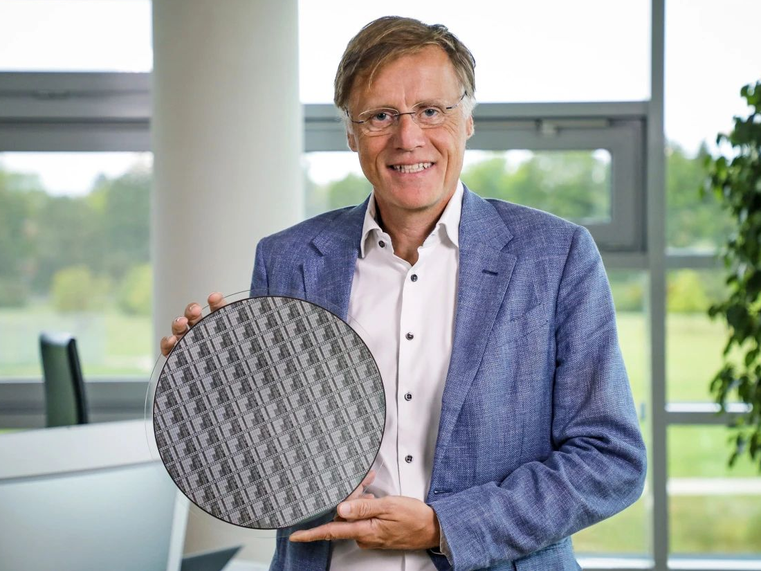 thumb_1726815351915266